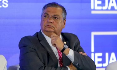 Dino suspende o pagamento de R$ 4,2 bilhões em emendas de comissão