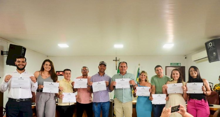 Santa Rosa de Goiás - Eleitos em 6 de outubro foram diplomados nesta quinta-feira