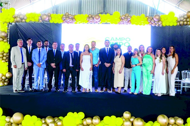 Prefeita Graciele e vice Alzemar tomam posse  para  o segundo mandato em  Campo Limpo de Goiás