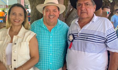 Baiano, o melhor narrador de cavalhadas do Brasil