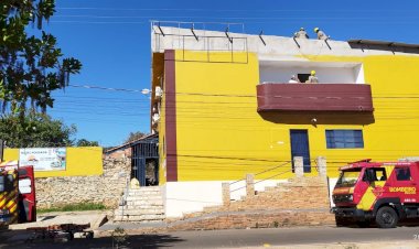 Bombeiros em Pirenópolis resgataram vítimas de choque elétrico.