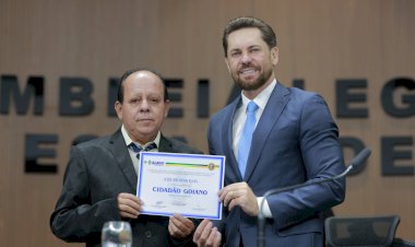 Bruno Peixoto concede Título de Cidadão  goiano a José Arliwan do Jornal Sol Nascente