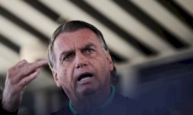 Jair Bolsonaro é alvo de operação da Polícia Federal e passará a usar tornozeleira eletrônica