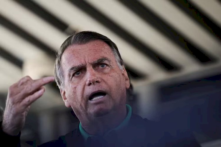 Jair Bolsonaro é alvo de operação da Polícia Federal e passará a usar tornozeleira eletrônica