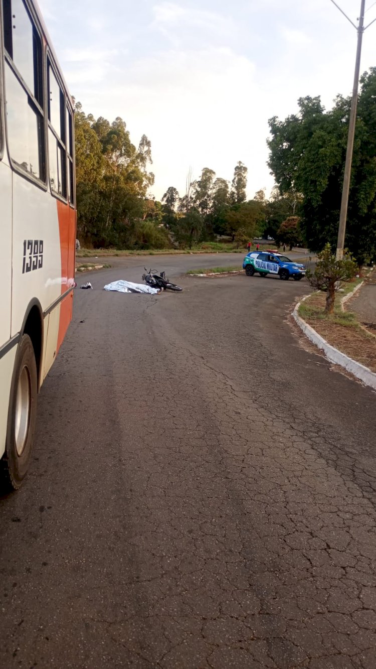 Mulher morre após colidir com ônibus em Anápolis