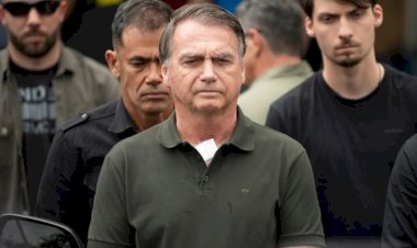 Bolsonaro é preso preventivamente  pela PF por ordem de Moraes