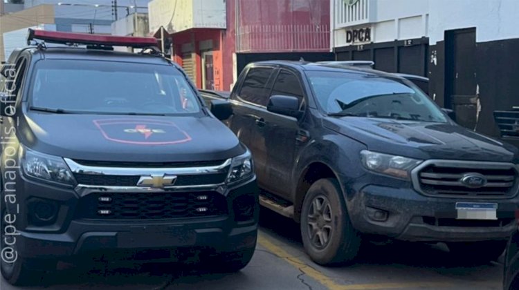 CPE ANÁPOLIS  RECUPERA VEÍCULO FURTADO EM SÃO FRANCISCO DE GOIÁS